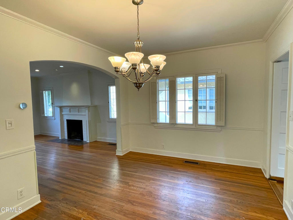 31 Oak Knoll Gardens Drive