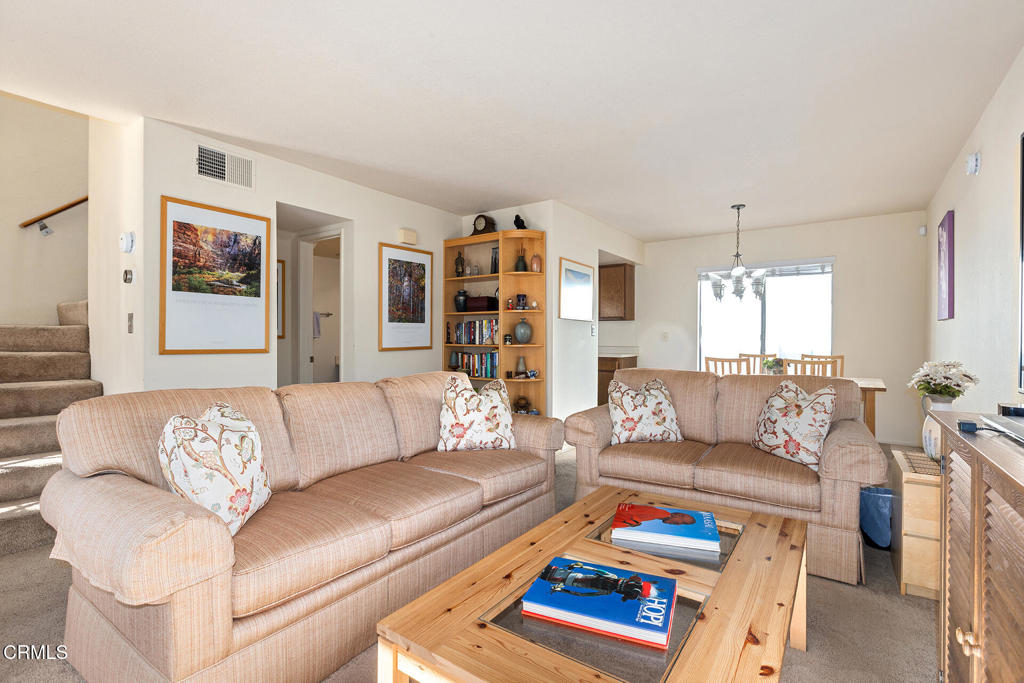 617 N Mar Vista Avenue 2