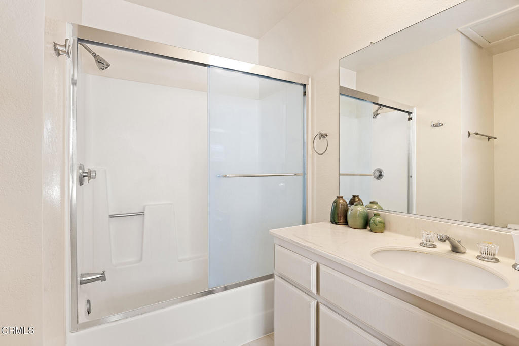 617 N Mar Vista Avenue 2