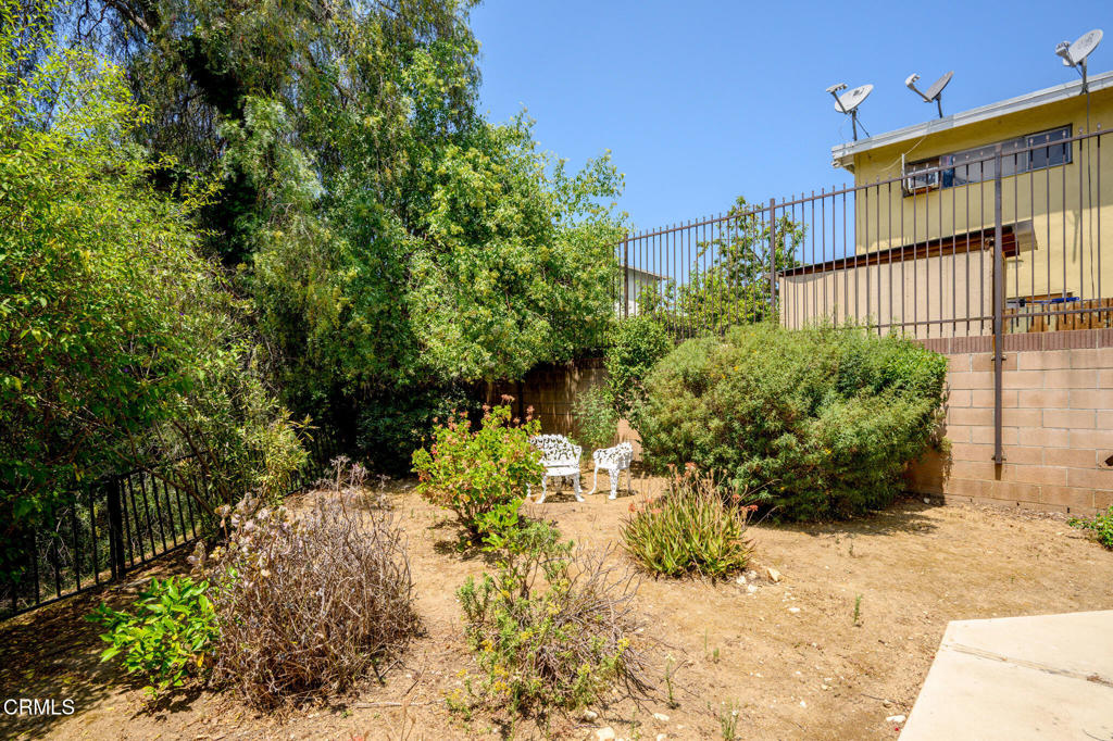 5036 E Echo Street 37