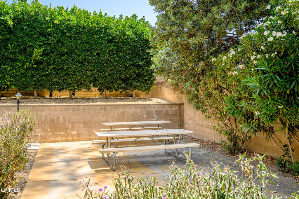 5036 E Echo Street 37