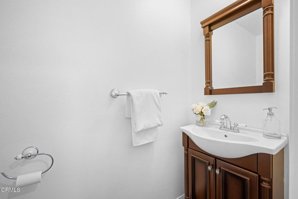 5036 E Echo Street 37