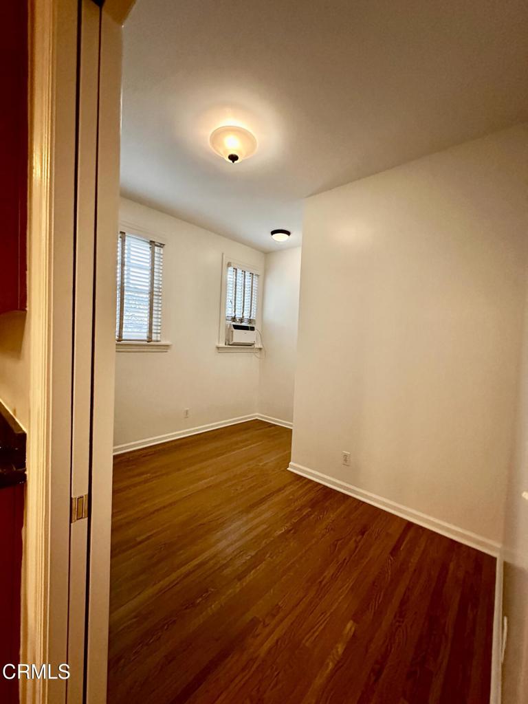 588 S Mentor Avenue B