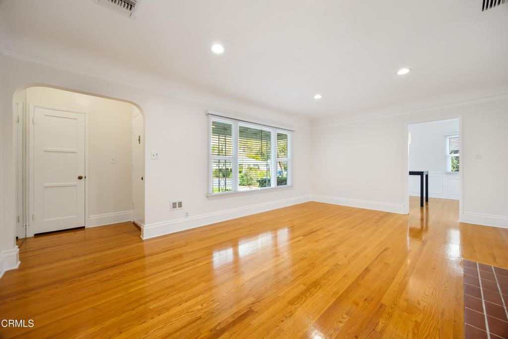 2380 Queensberry Road