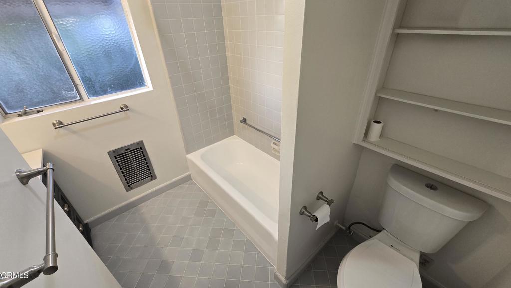 1483 N Altadena Drive