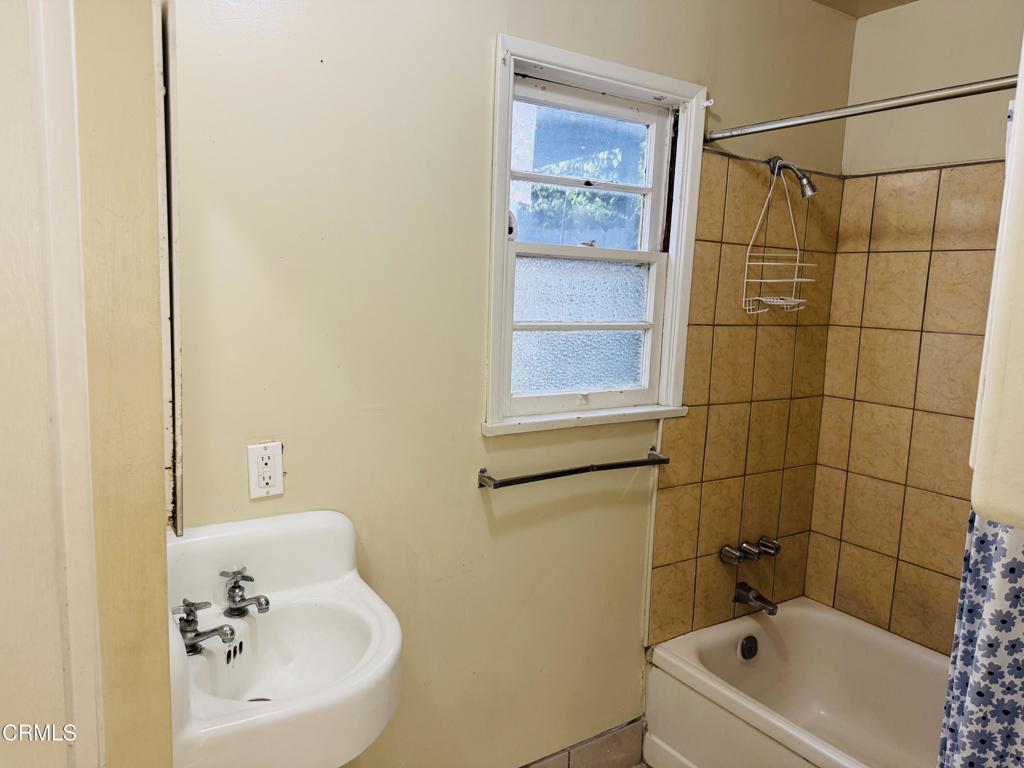 9173 Las Tunas Drive