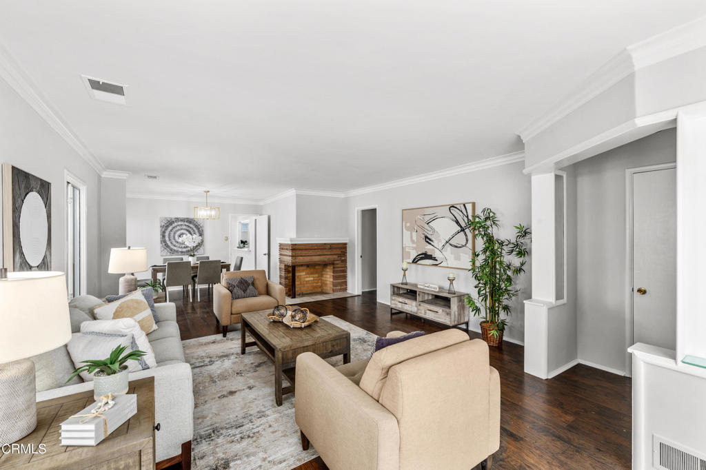 1100 S Stoneman Avenue