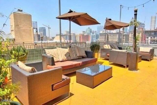 746 S Los Angeles Street 1001