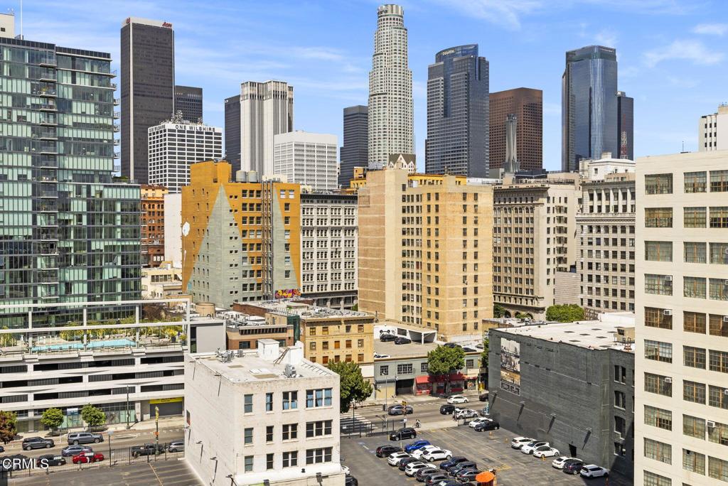 746 S Los Angeles Street 1001