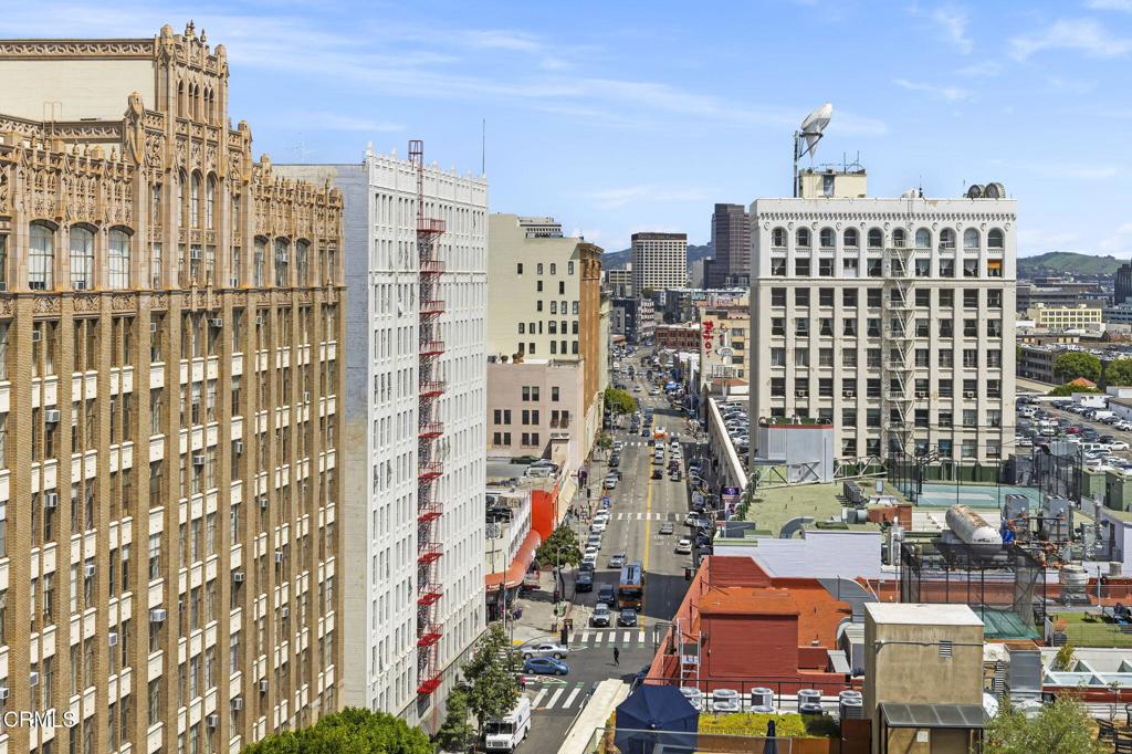 746 S Los Angeles Street 1001