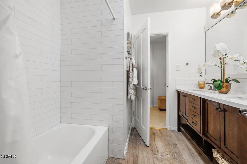 2626 Topsfield Street