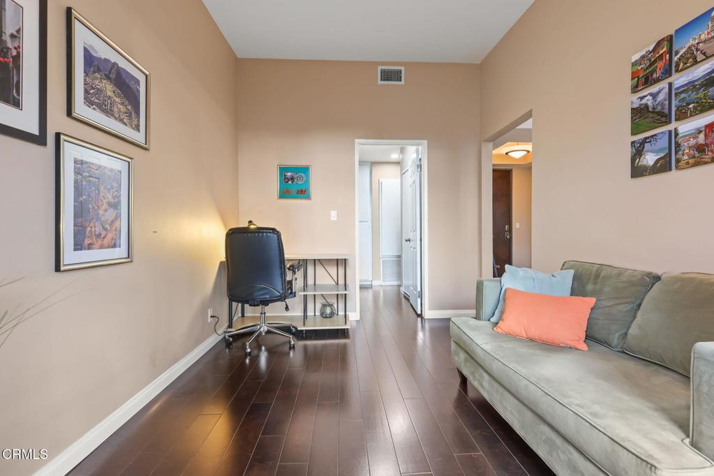 497 E California Boulevard 318