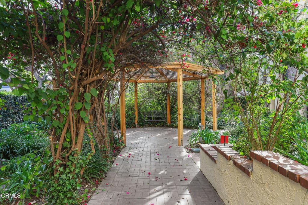 497 E California Boulevard 318