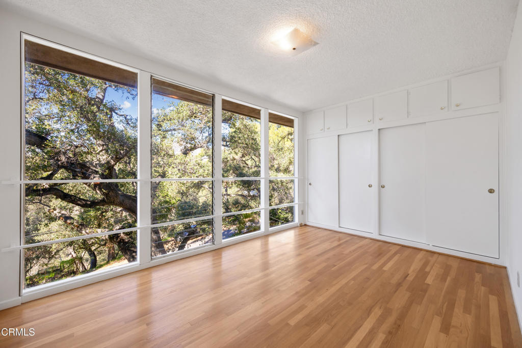 3556 Canyon Crest Road