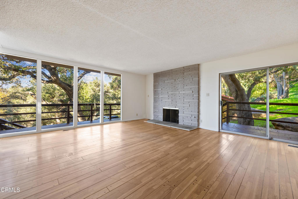 3556 Canyon Crest Road