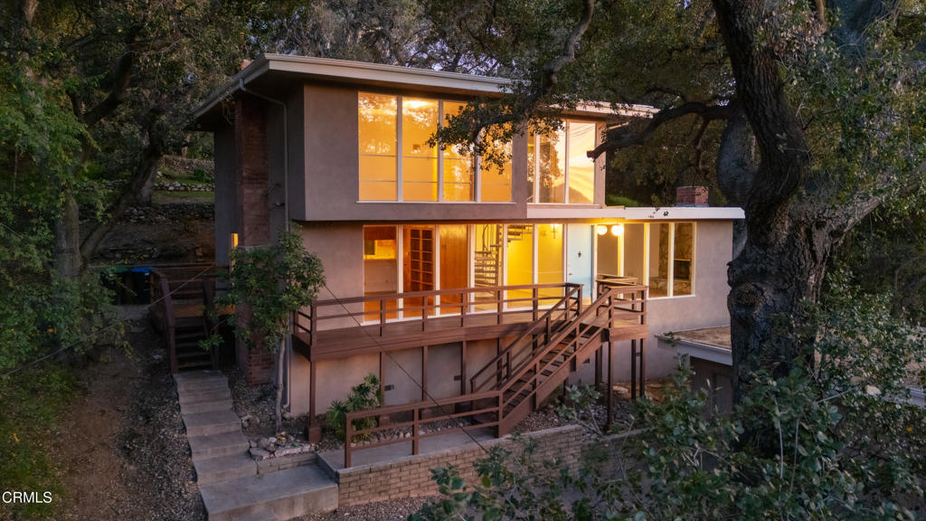 3556 Canyon Crest Road