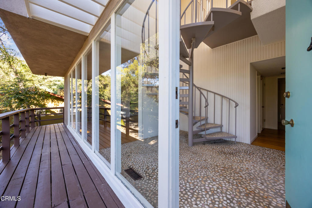 3556 Canyon Crest Road