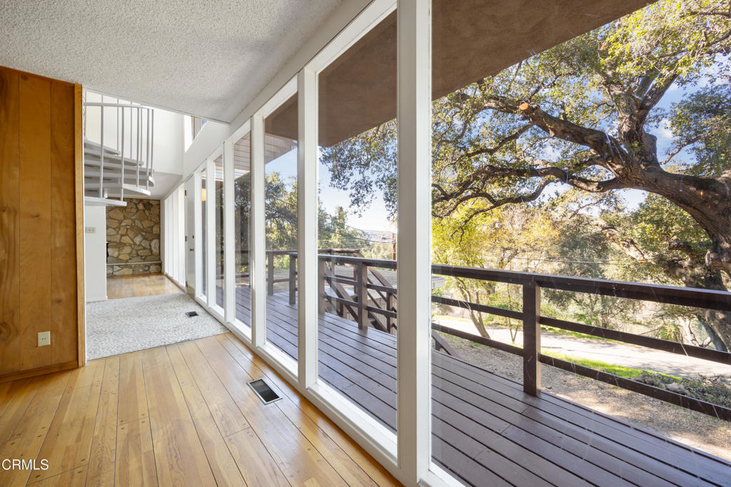 3556 Canyon Crest Road