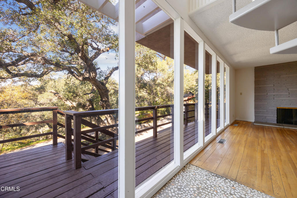 3556 Canyon Crest Road