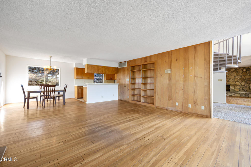 3556 Canyon Crest Road