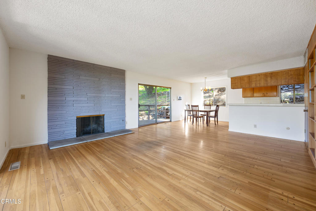 3556 Canyon Crest Road