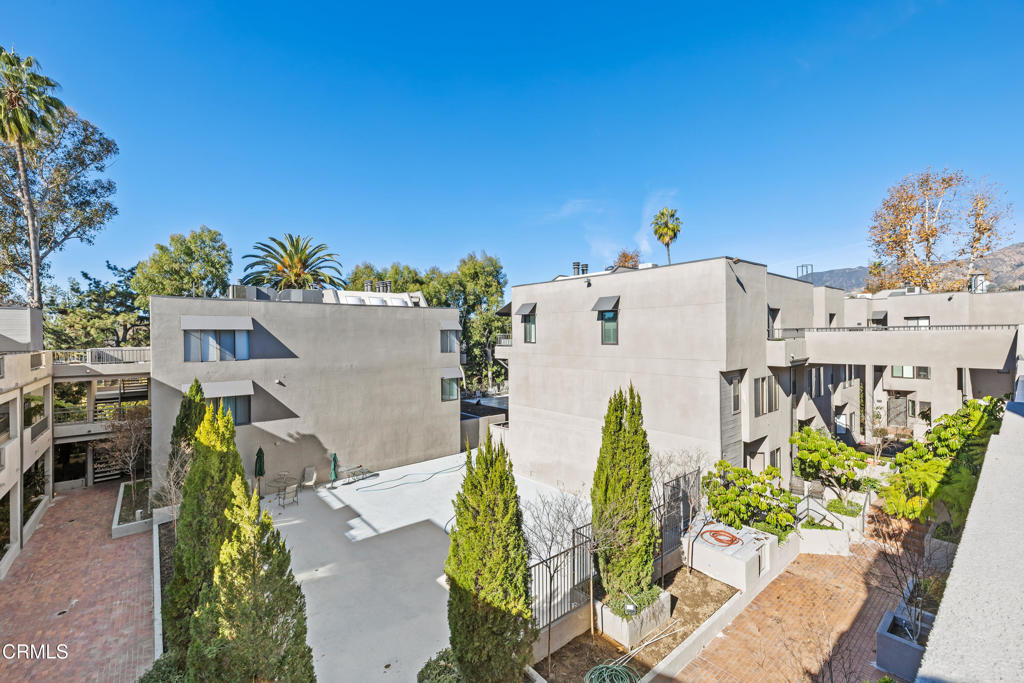 1310 E Orange Grove Boulevard 314