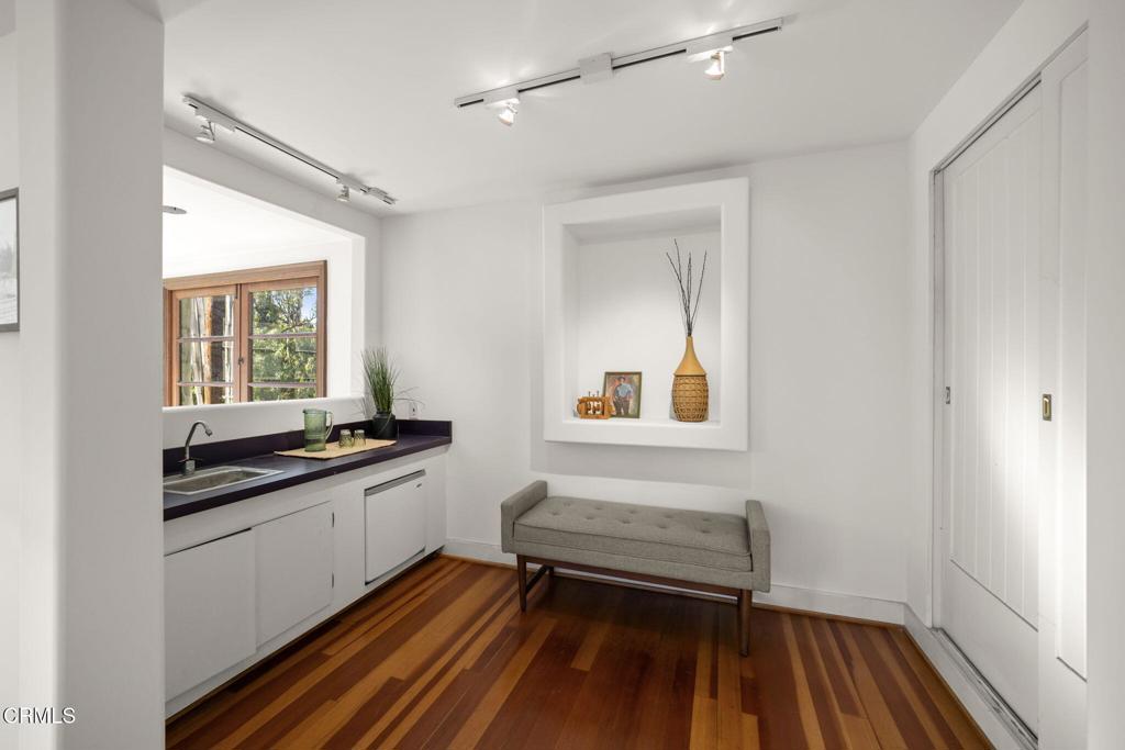 1305 Garfield Avenue