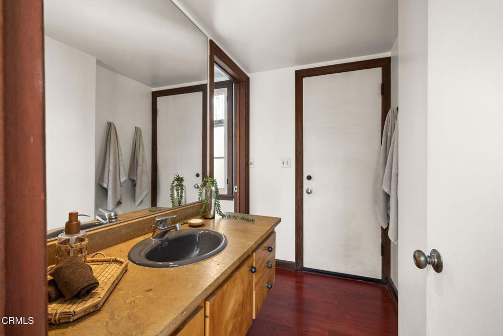 1305 Garfield Avenue