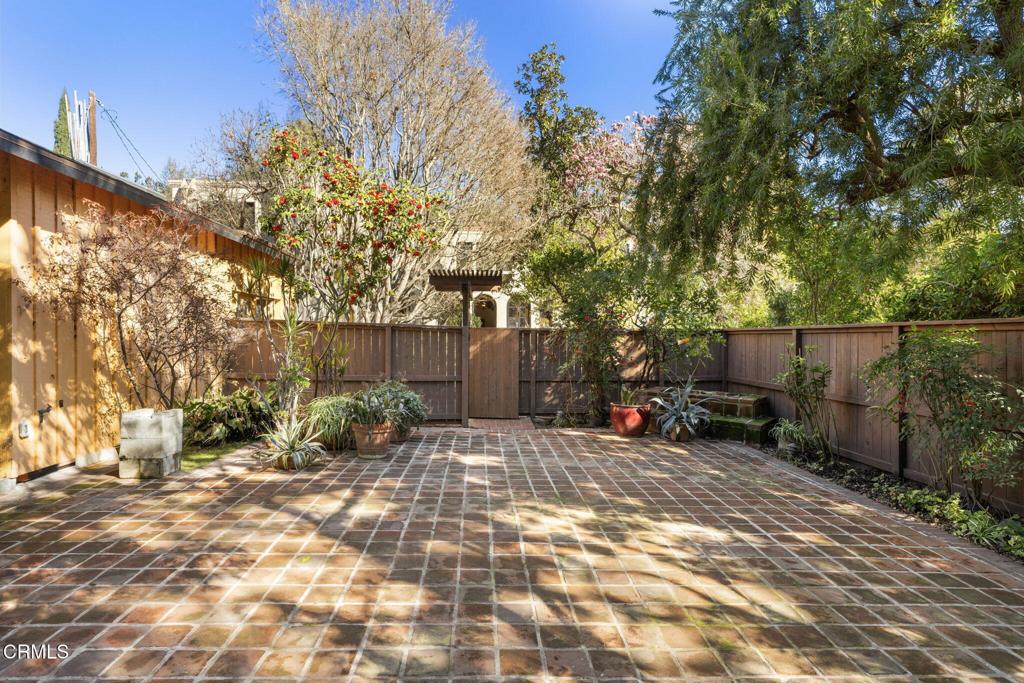 1305 Garfield Avenue