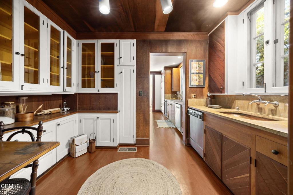 1305 Garfield Avenue