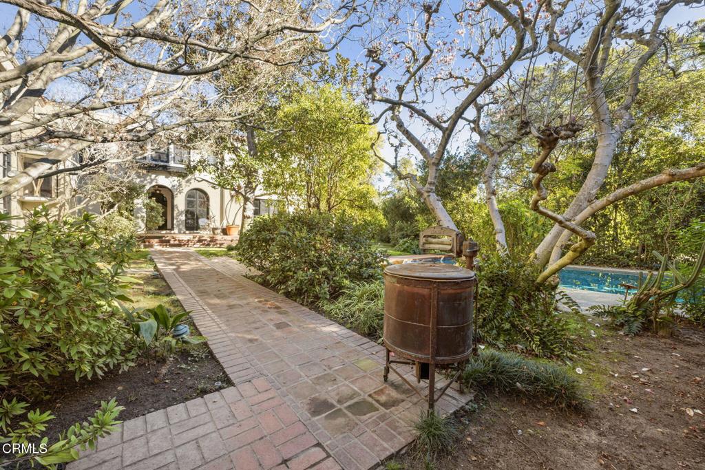 1305 Garfield Avenue