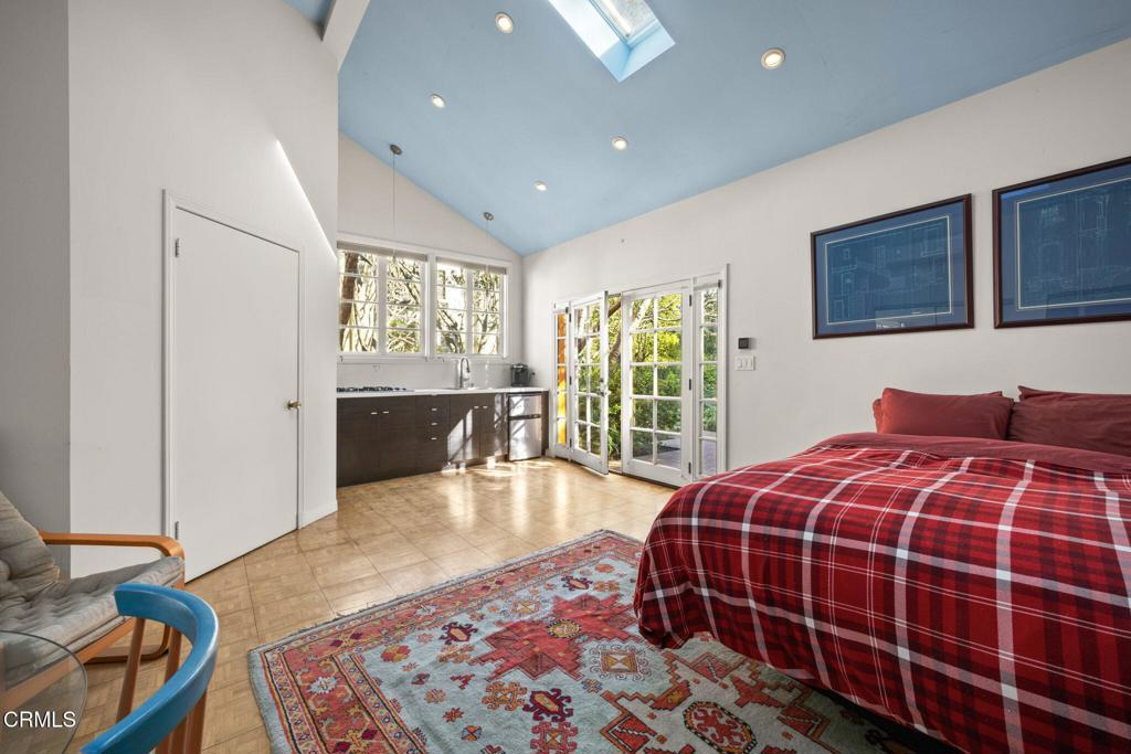 1305 Garfield Avenue