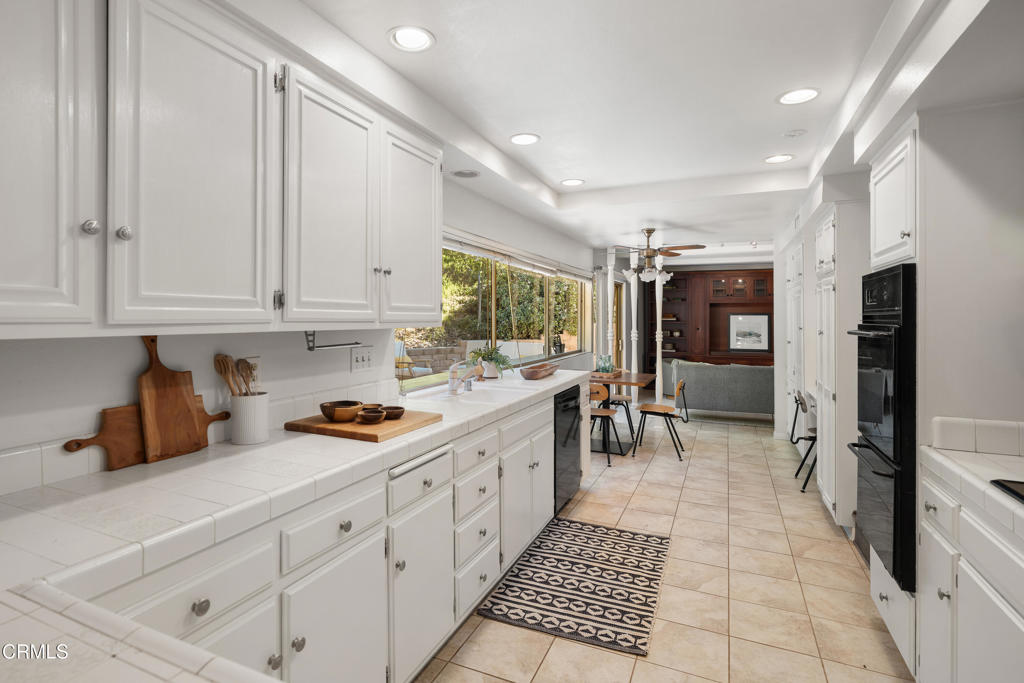 201 Mariners View Lane