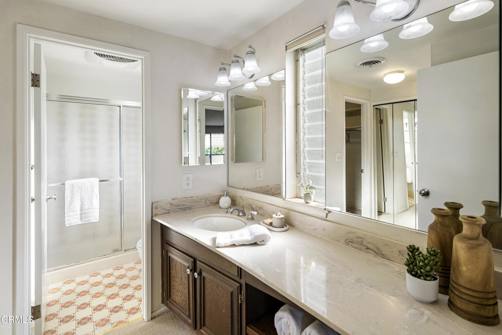 201 Mariners View Lane