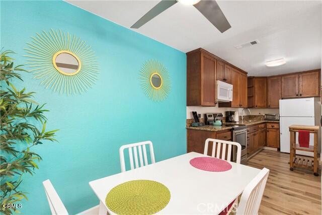 2821 N Los Felices Road 208