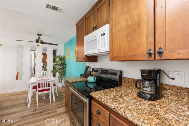 2821 N Los Felices Road 208