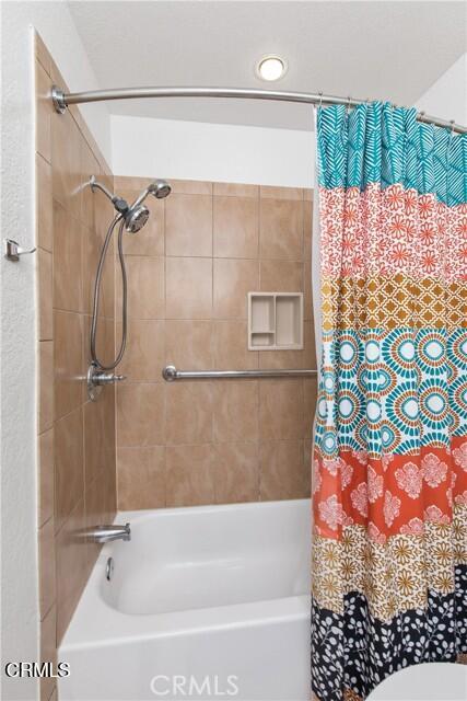 2821 N Los Felices Road 208