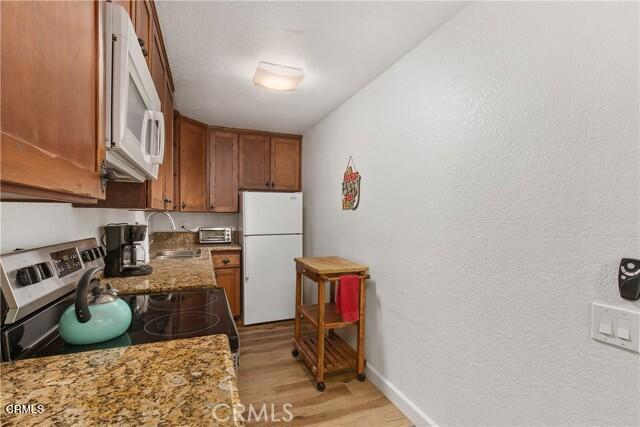 2821 N Los Felices Road 208