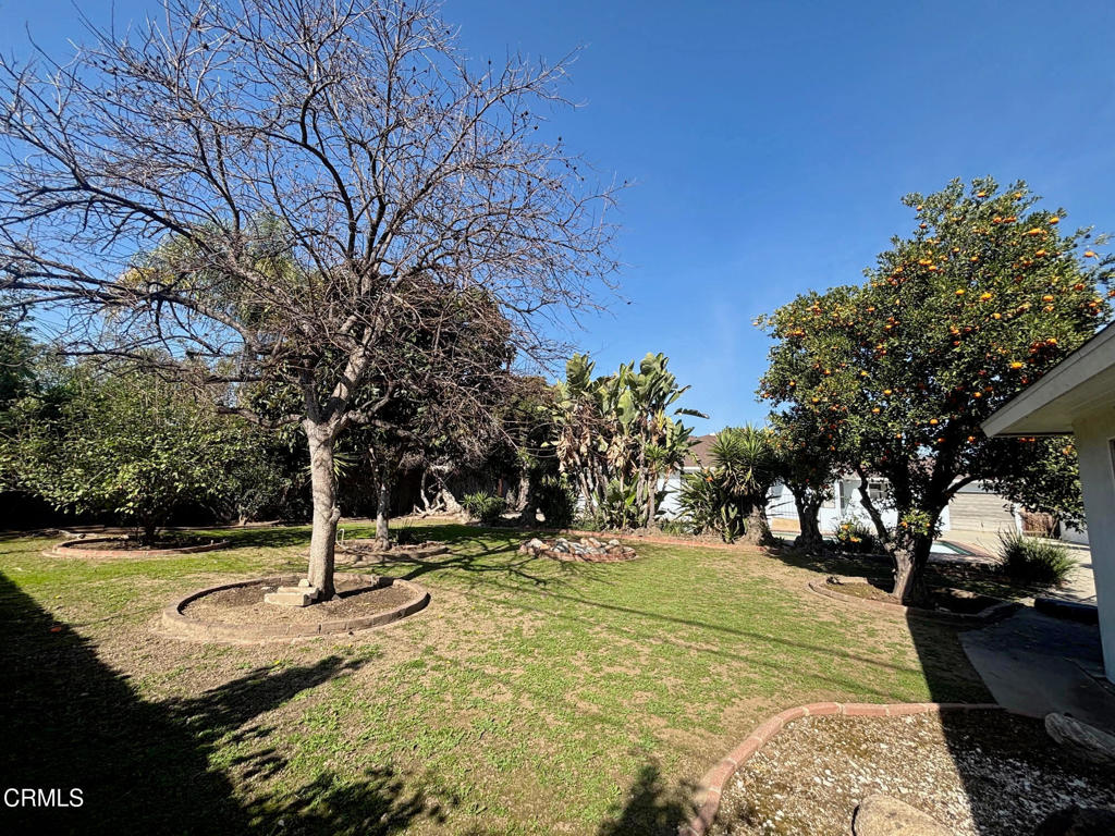 210 W Woodruff Avenue