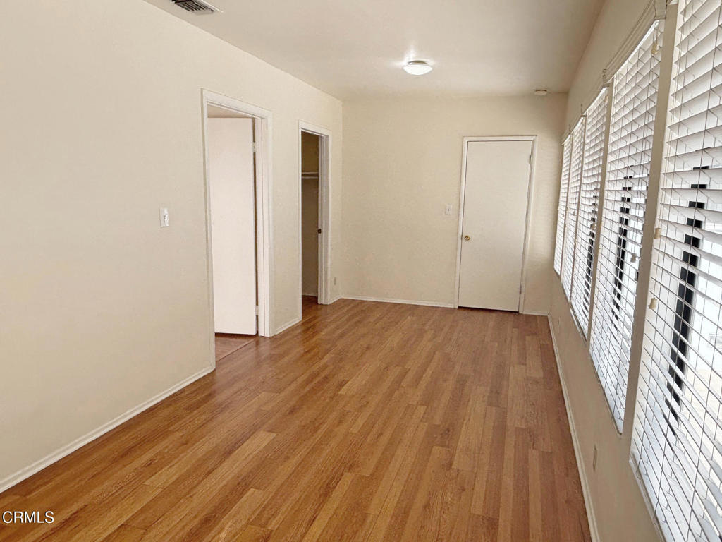 210 W Woodruff Avenue