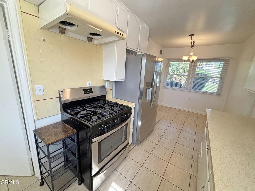 210 W Woodruff Avenue