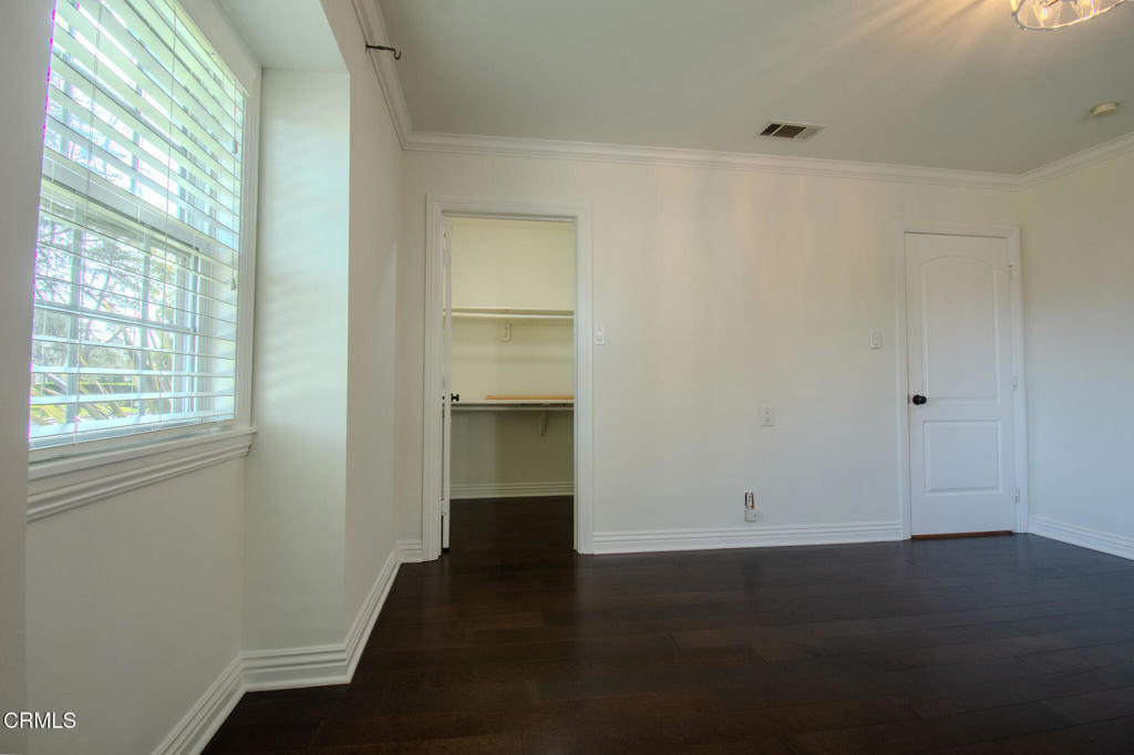 4635 Cartwright Avenue