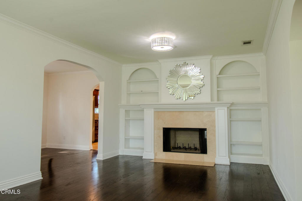 4635 Cartwright Avenue