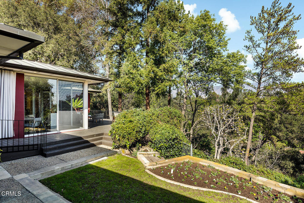 1436 Hillcrest Avenue