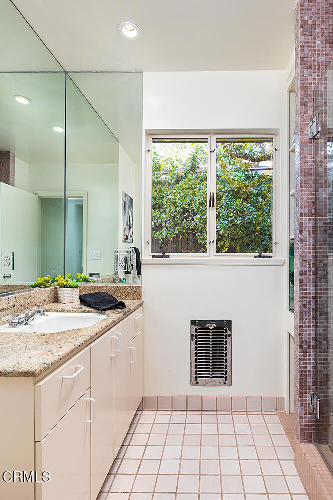 1436 Hillcrest Avenue