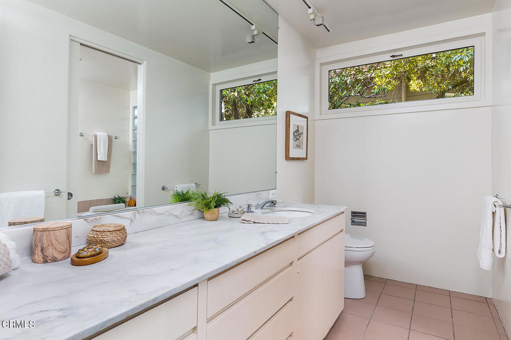 1436 Hillcrest Avenue