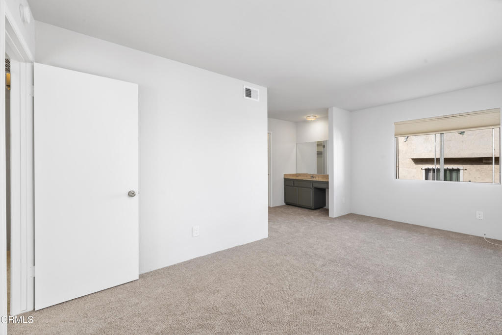 4181 Walnut Grove Avenue