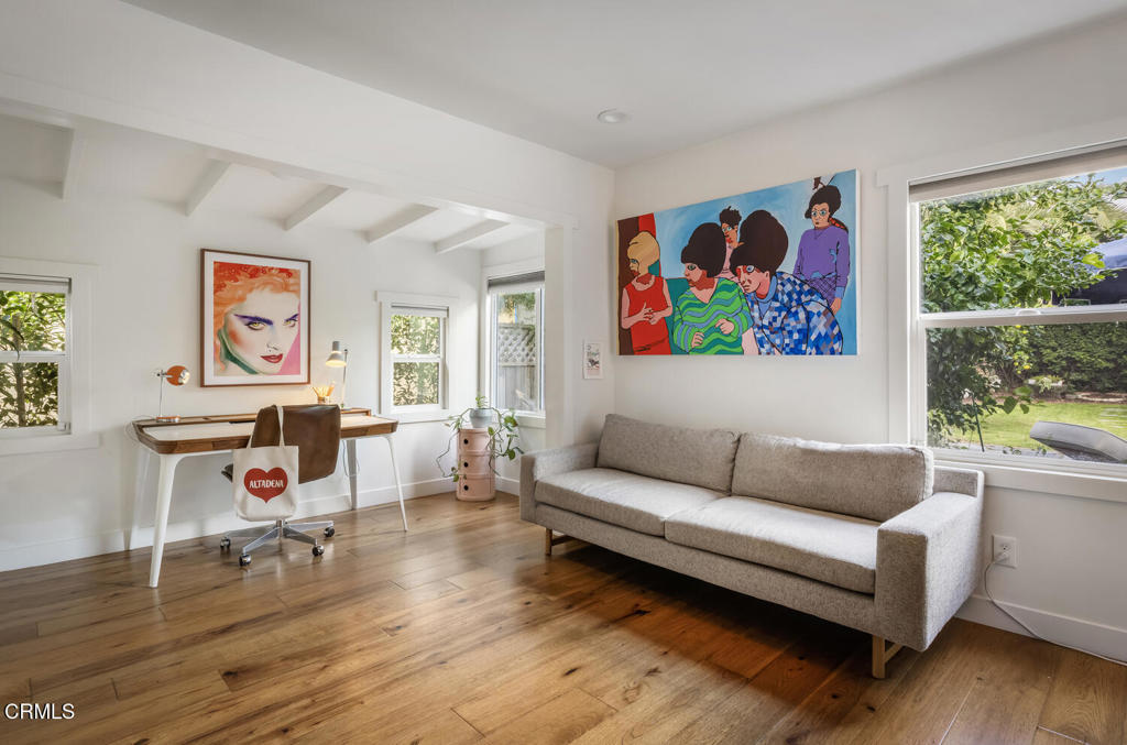 559 MacDonald Street