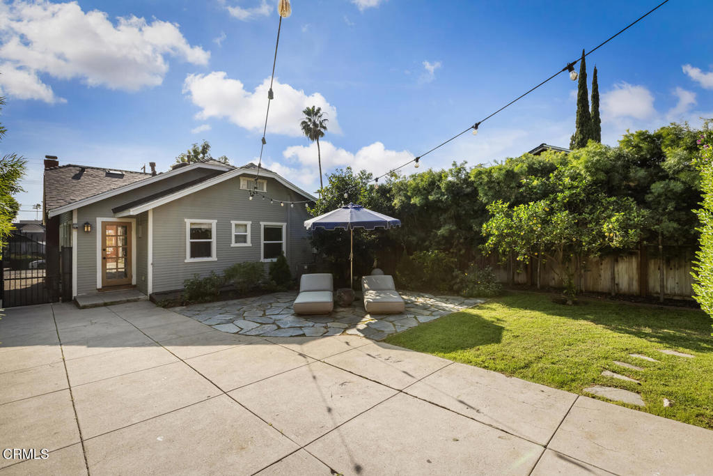 559 MacDonald Street