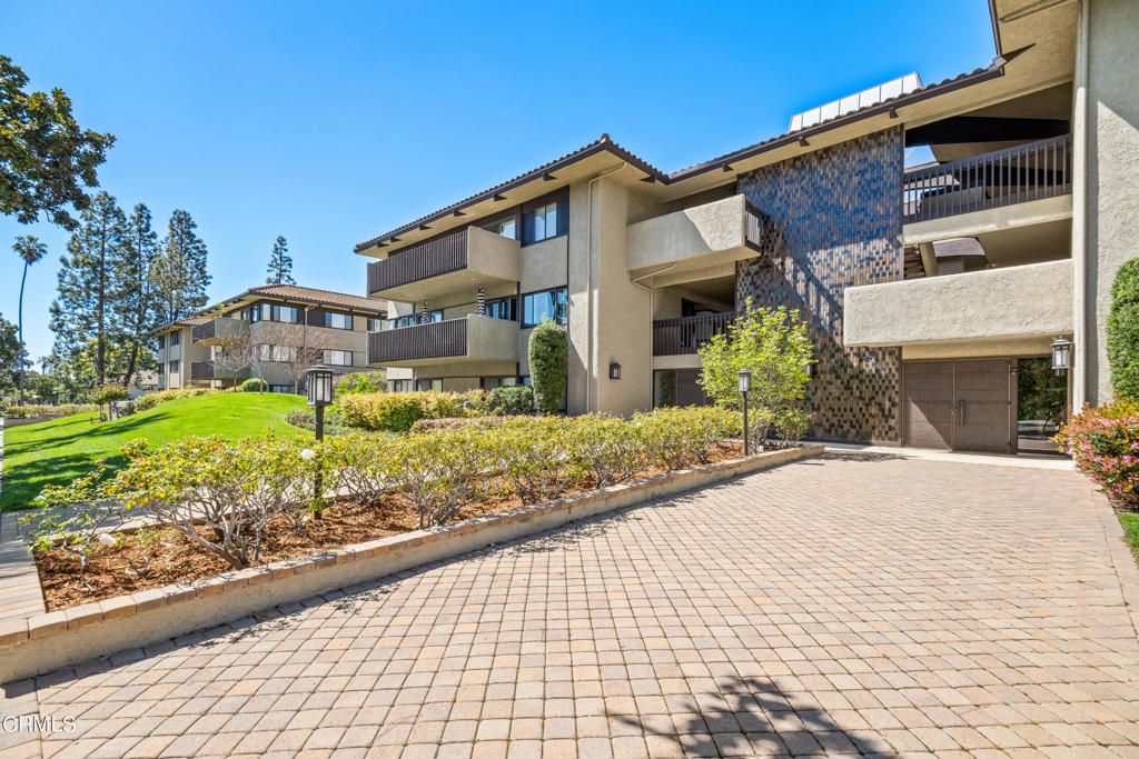 111 S Orange Grove Boulevard 309